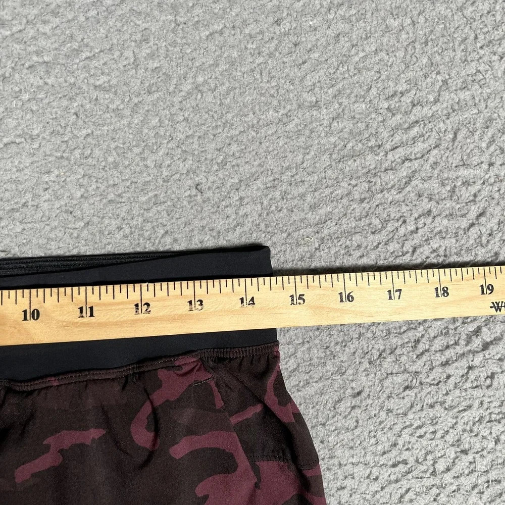 Lululemon Shorts Mens Medium Red Camo T.H.E. Linerless‎ 8
